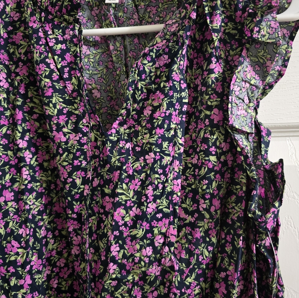 Floral Sleeveless Dress - Picture 2 of 7
